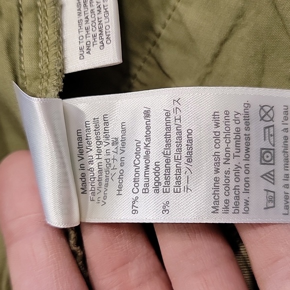 J. Crew Size 00 Olive Sand Green 7-Inch Broken-in Flex Chino Shorts - Picture 9 of 9